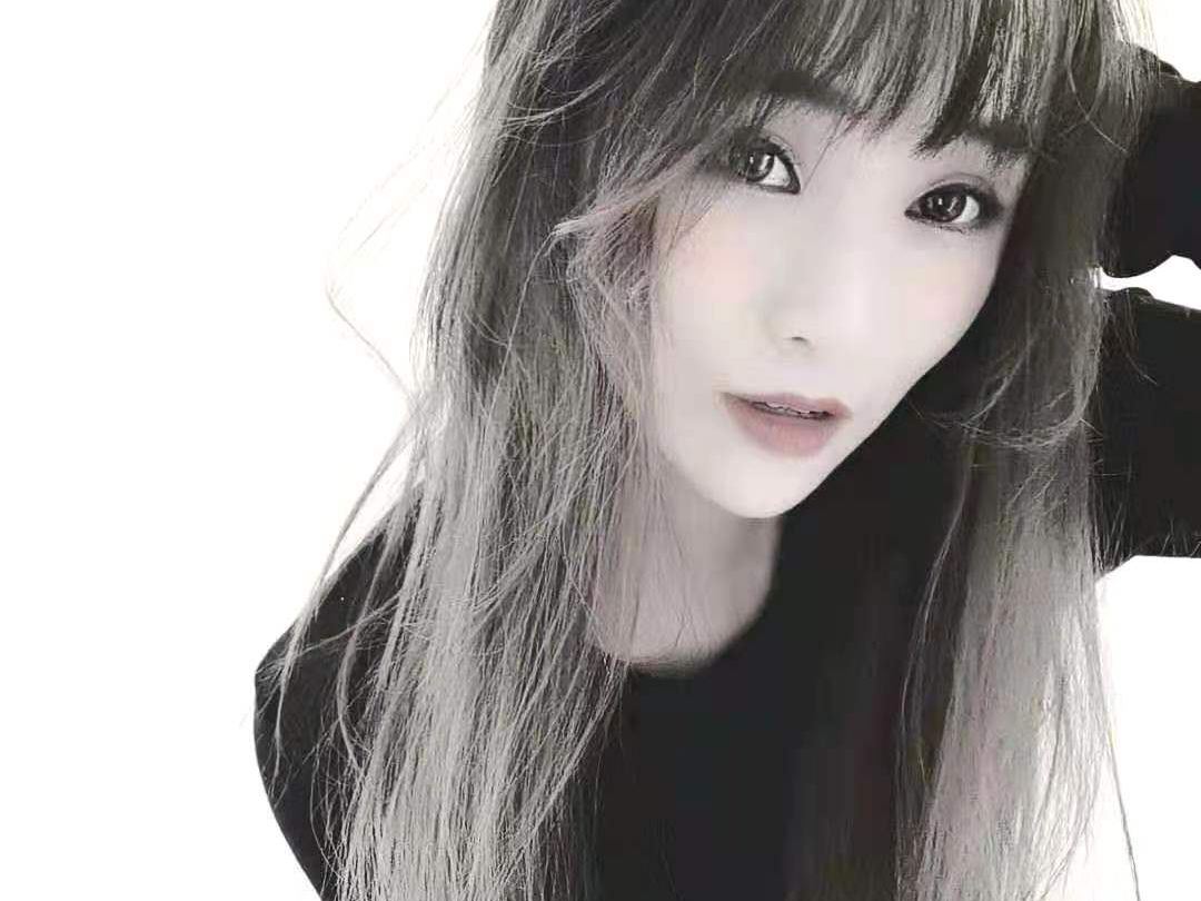 Cathybella Profilbild des Cam-Modells 