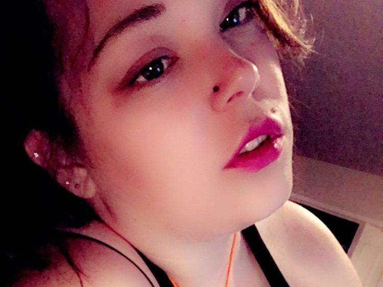 Profilbilde av FallenGoddess30 webkamera modell