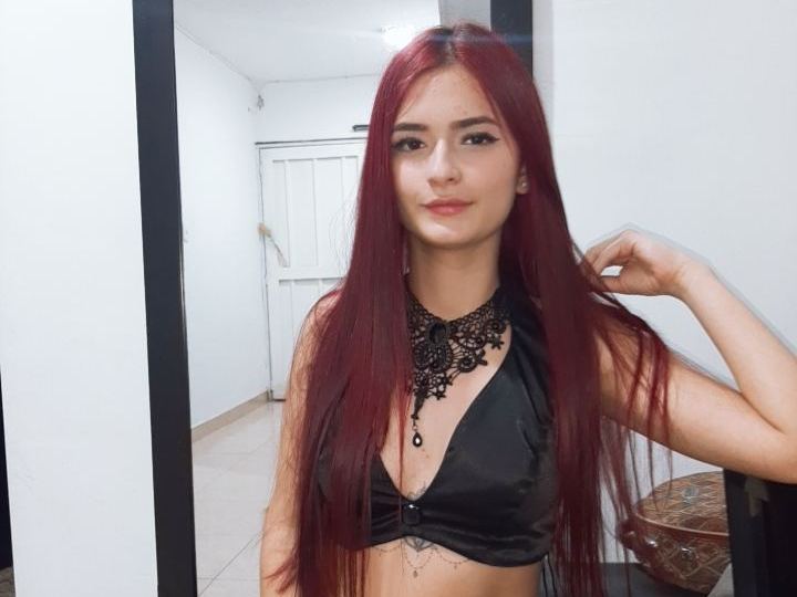 Image de profil du modèle de webcam AriadnaVasquez