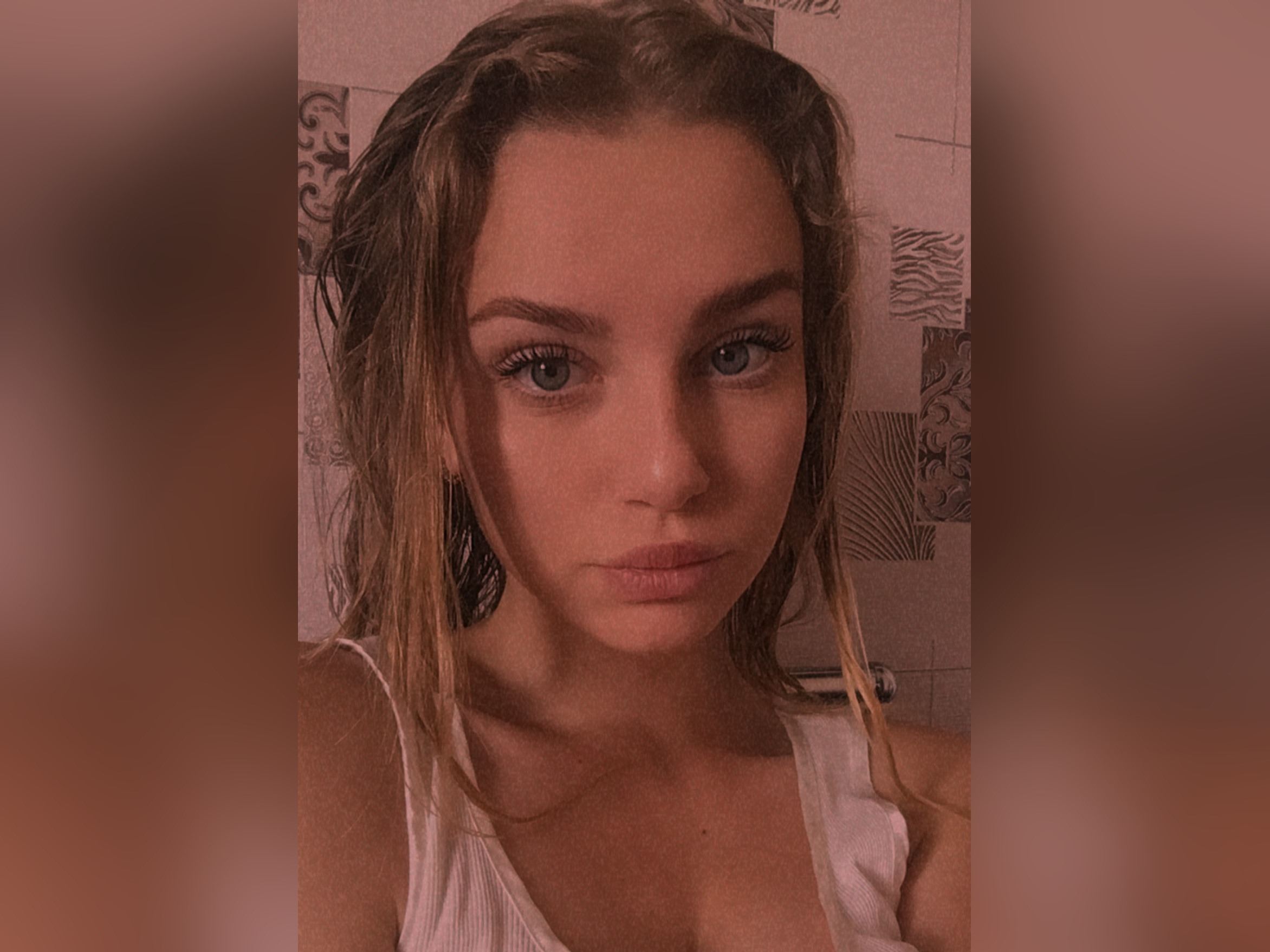 FridayQNight Profilbild des Cam-Modells 