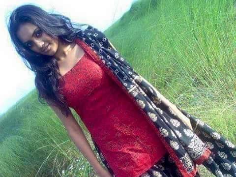 Image de profil du modèle de webcam Indian_rubina