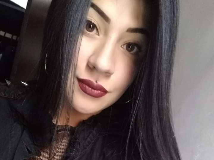 Image de profil du modèle de webcam Coral_Jonnes