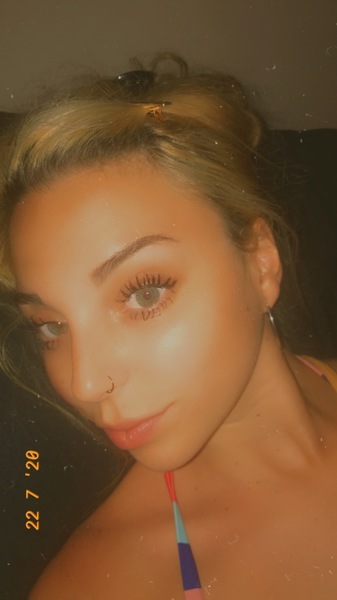 Artista LainyLynn Foto 1