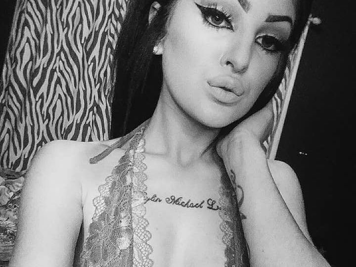 Foto de perfil de modelo de webcam de PrincessKamileCrimson 
