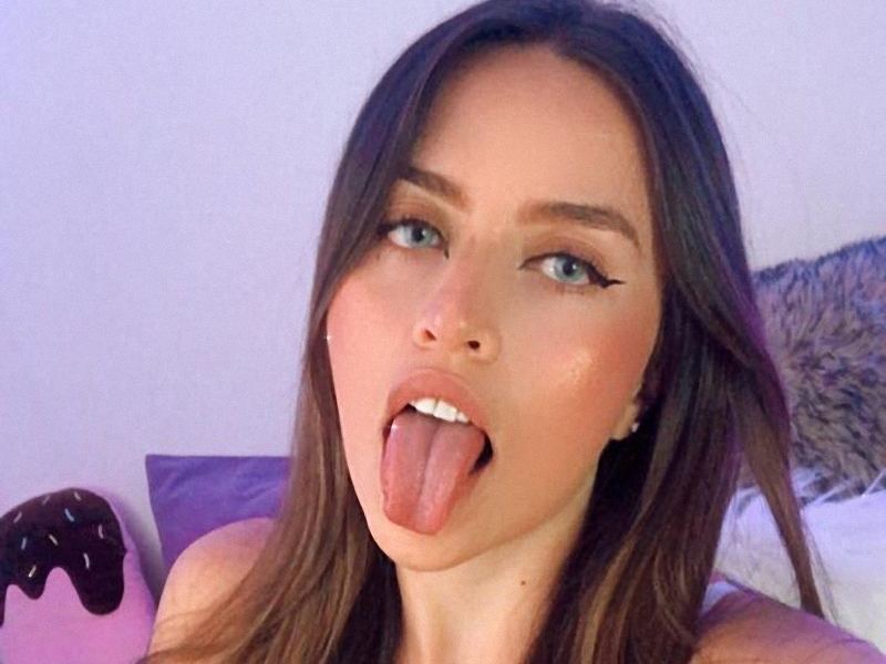 Imagen de perfil de modelo de cámara web de Avril_Reynolds
