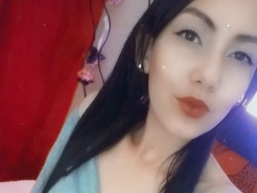 EmmySluhotx Profilbild des Cam-Modells 