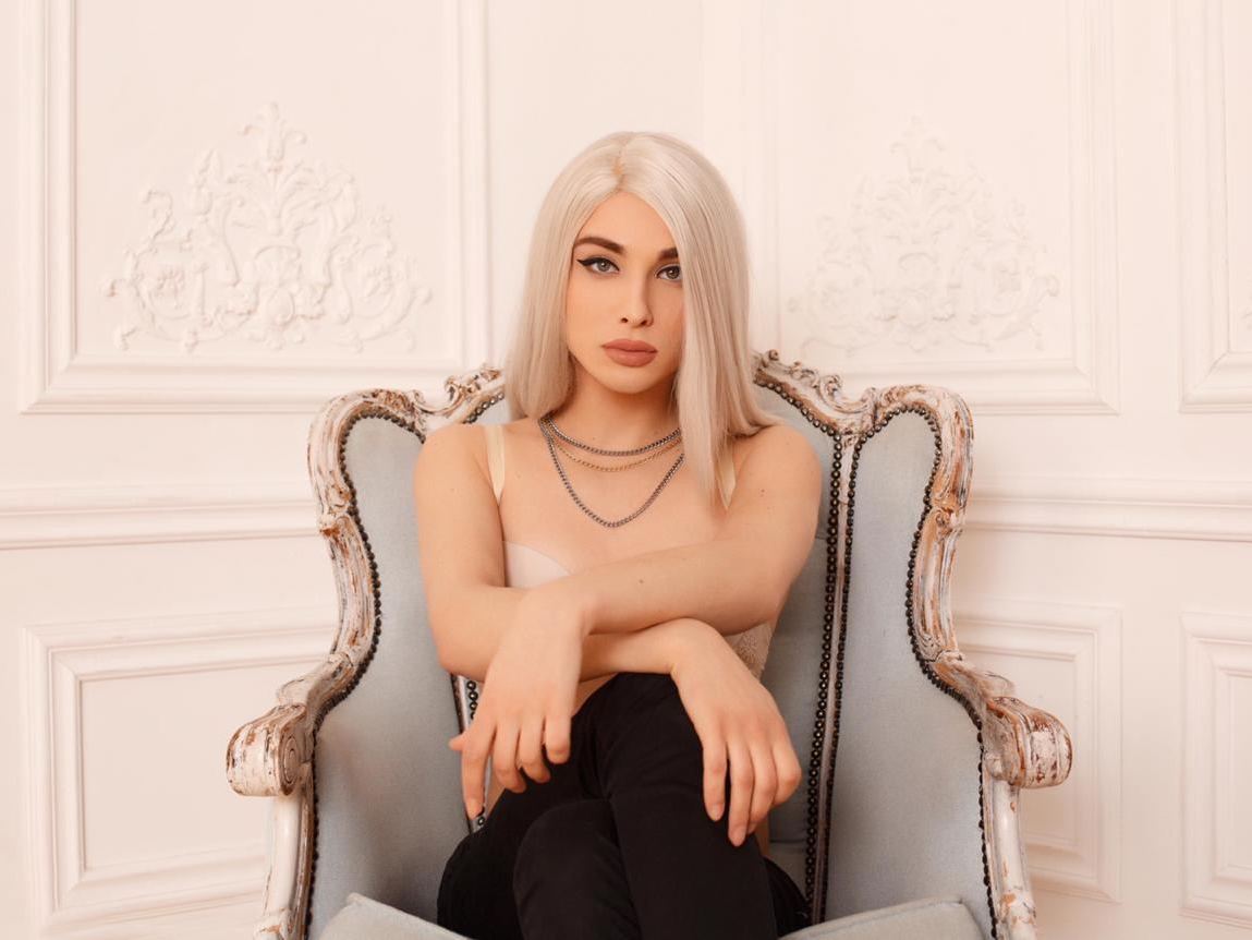 OnickaQueen immagine del profilo del modello di cam