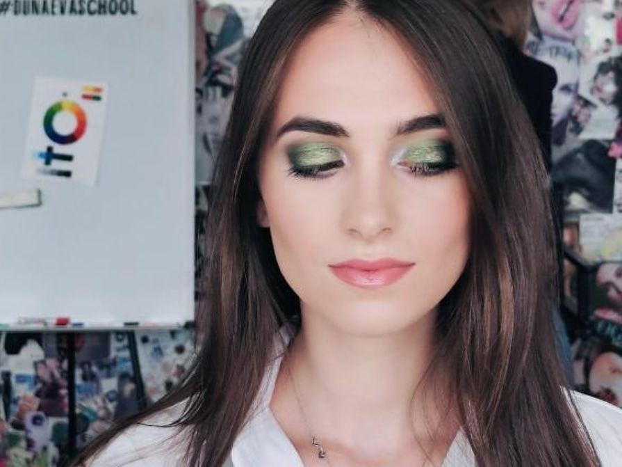 Mona_Ferucci immagine del profilo del modello di cam