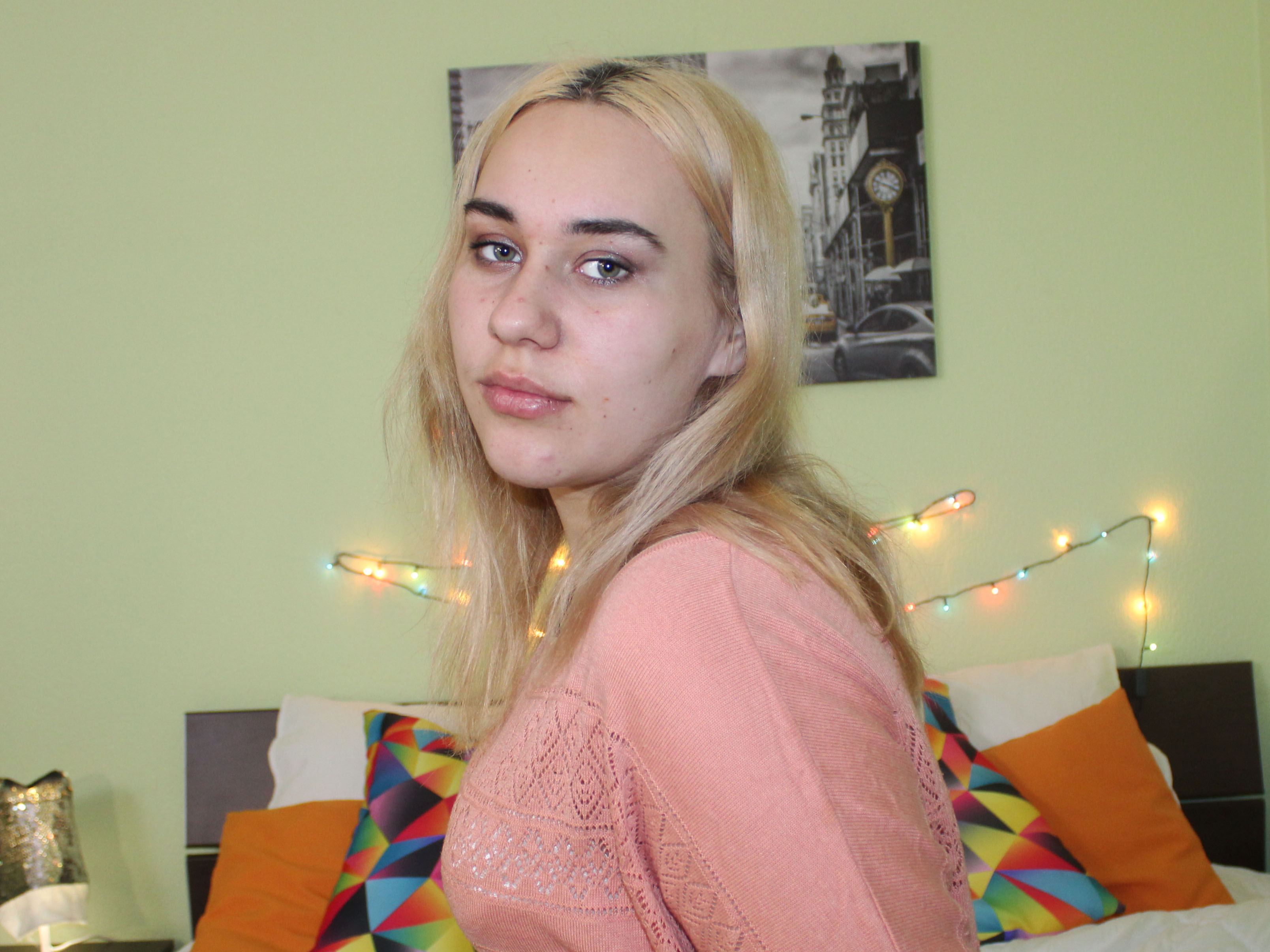 Imagen de perfil de modelo de cámara web de MaybalTill