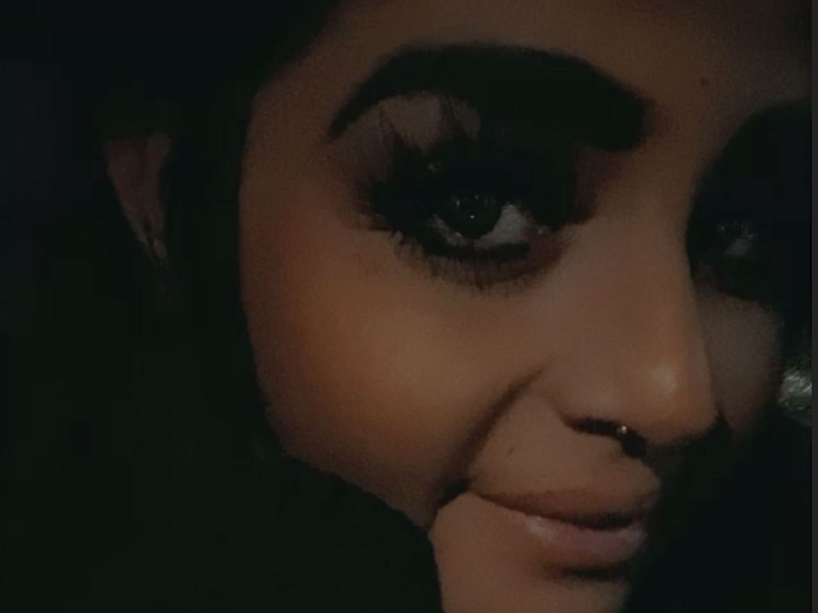 WhoMee immagine del profilo del modello di cam