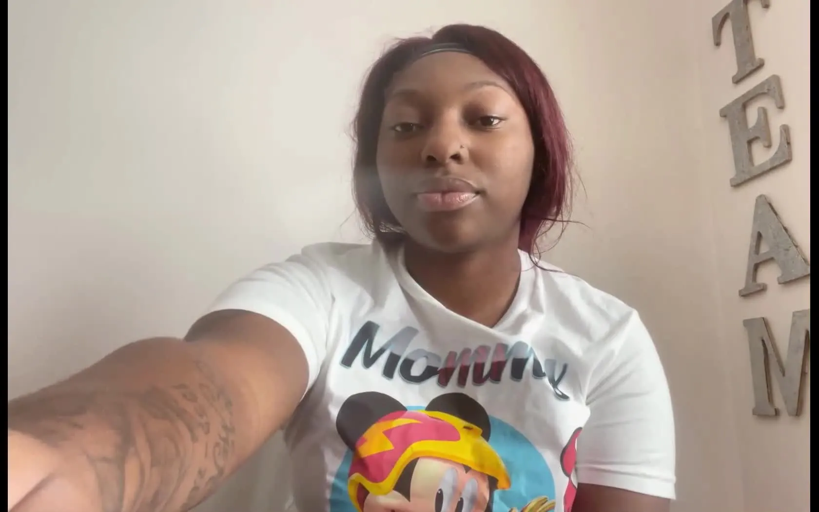 Artist danelleee Video 1