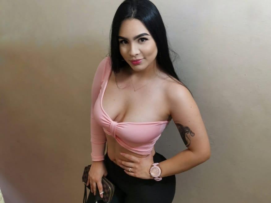 Imagen de perfil de modelo de cámara web de Bianca_Roberts