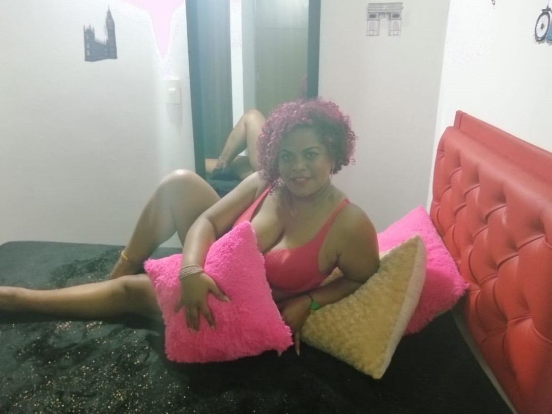 Imagen de perfil de modelo de cámara web de Selene_Duarte