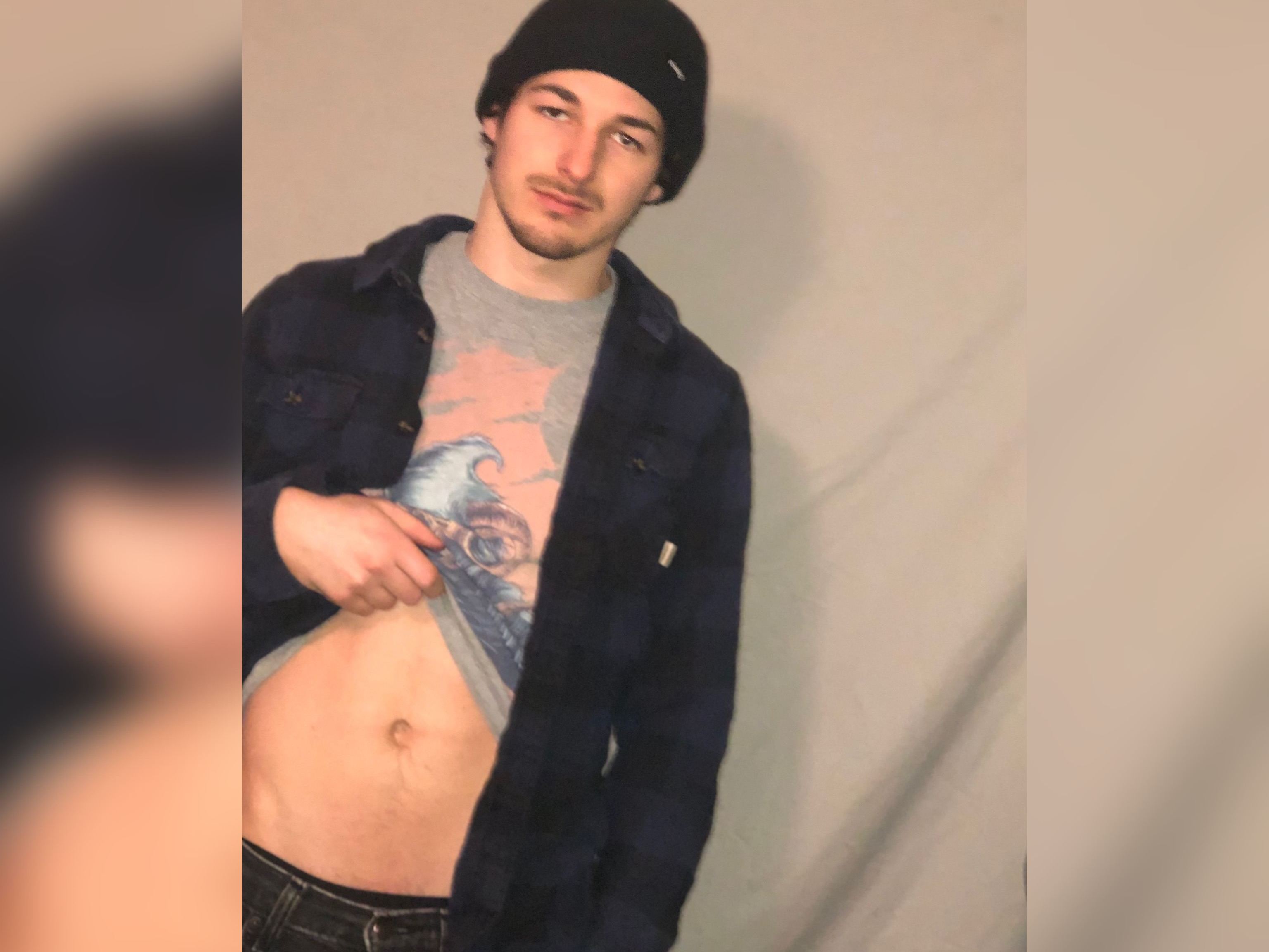Image de profil du modèle de webcam BladeeDaddi