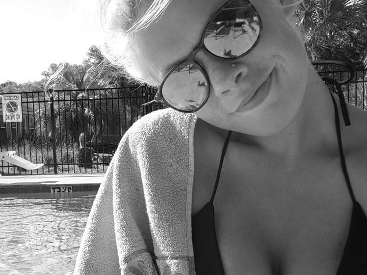 Image de profil du modèle de webcam AngelaLawrence