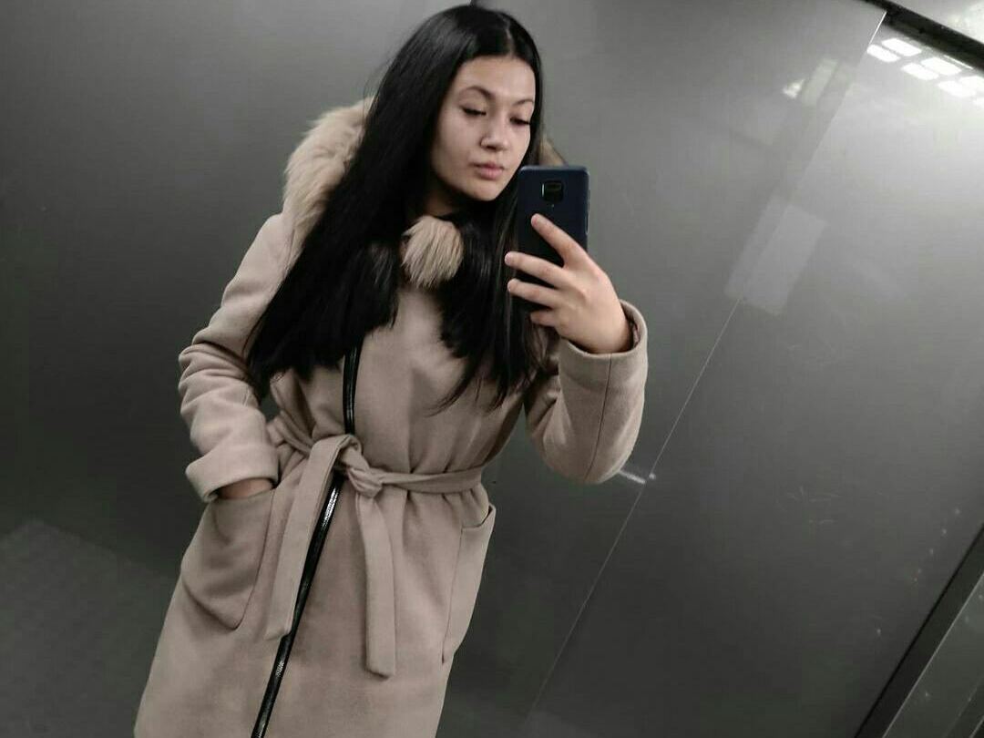 BusinkaBosy Profilbild des Cam-Modells 
