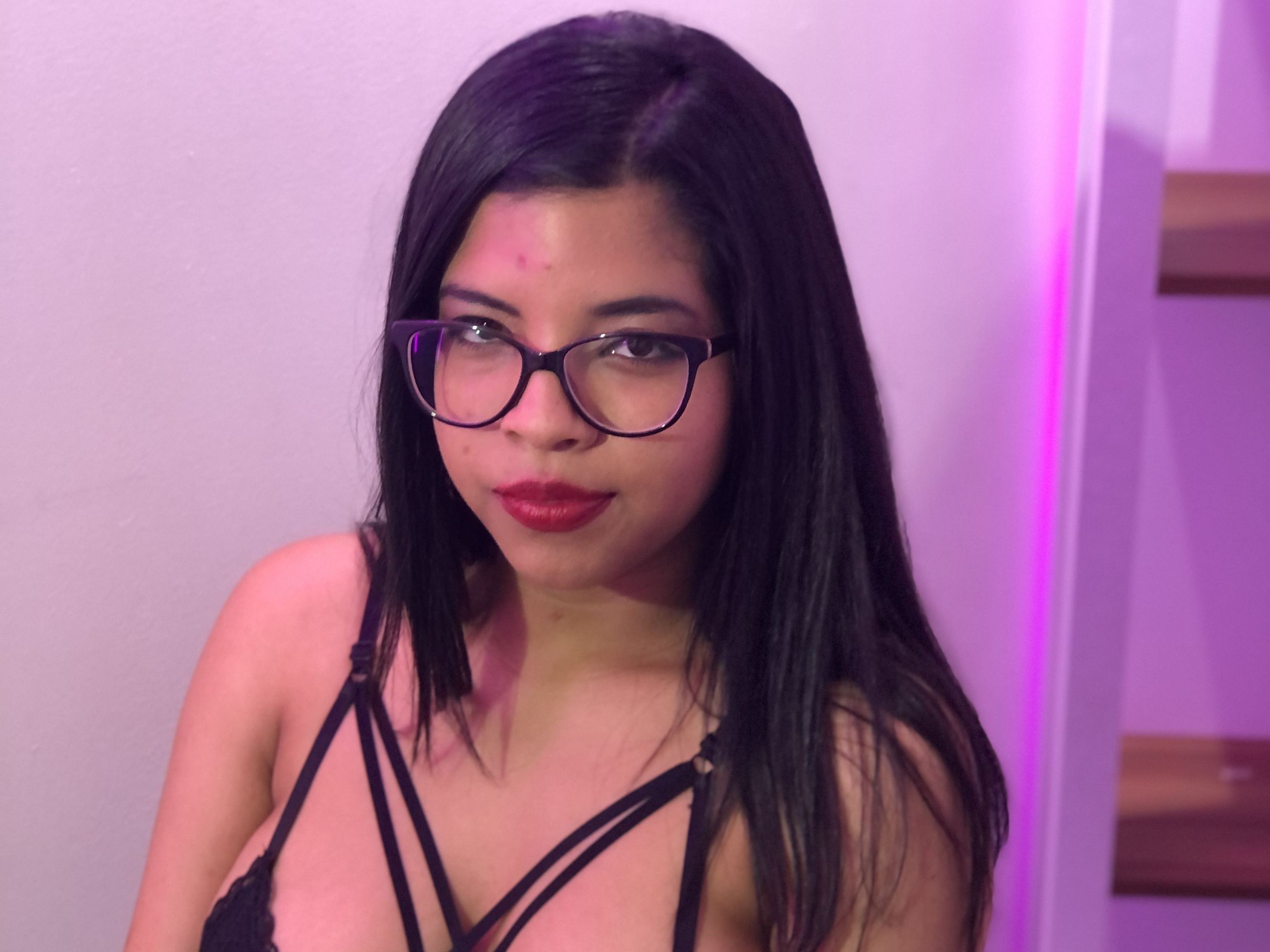 deep_lucylu Profilbild des Cam-Modells 