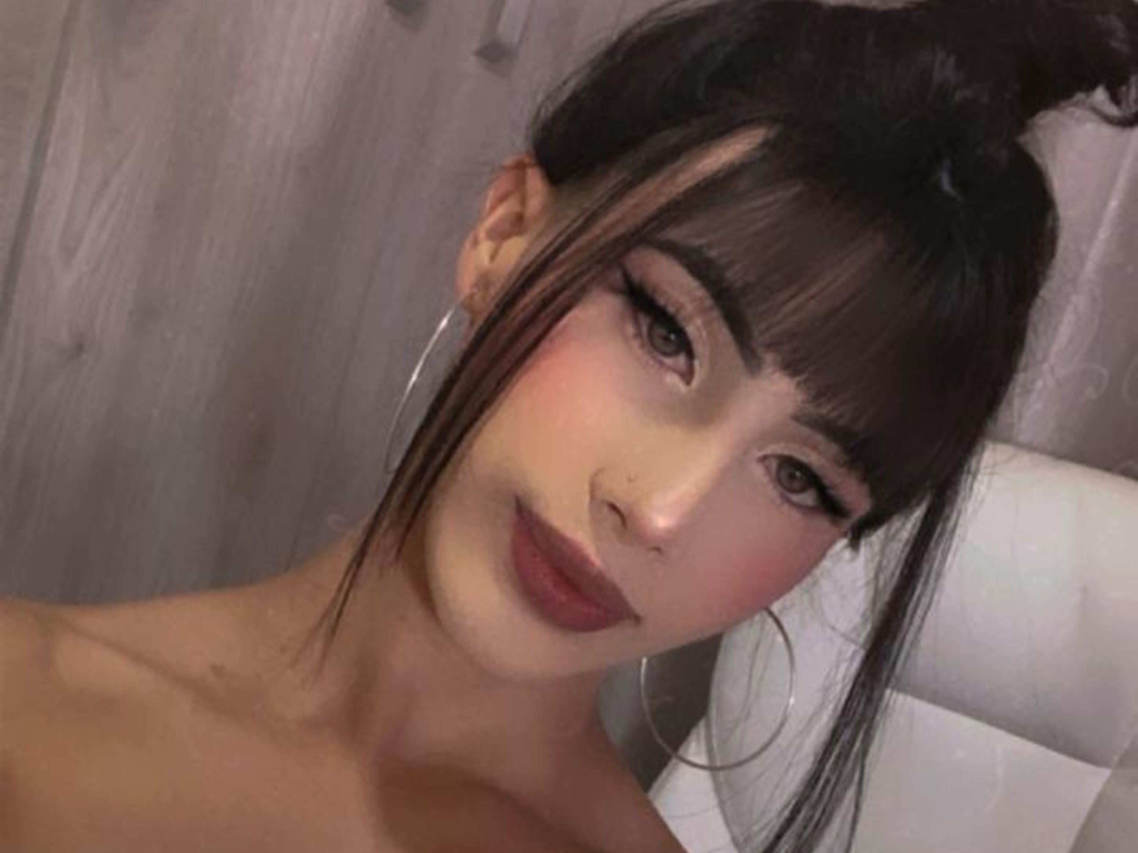 Antonellavalbuena immagine del profilo del modello di cam