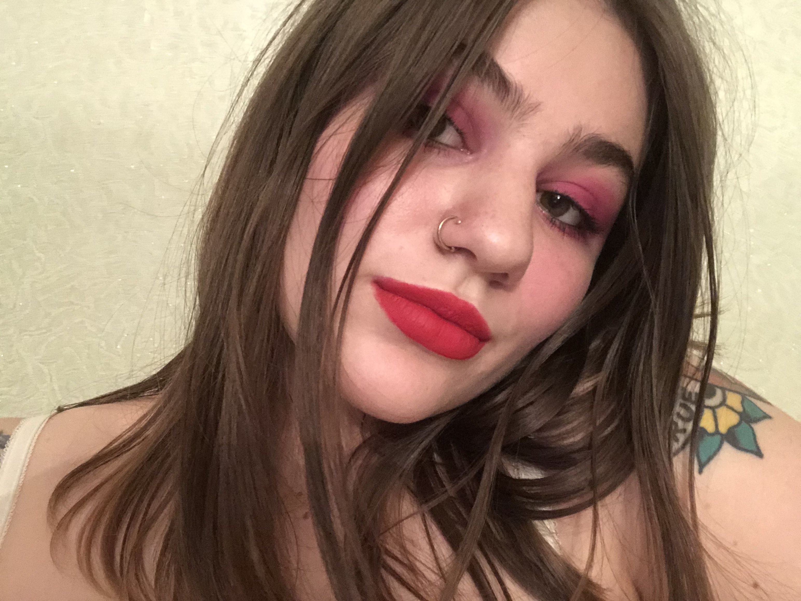 LovellaToo profilbild på webbkameramodell 