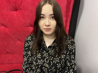 AmaliaMils profielfoto van cam model 