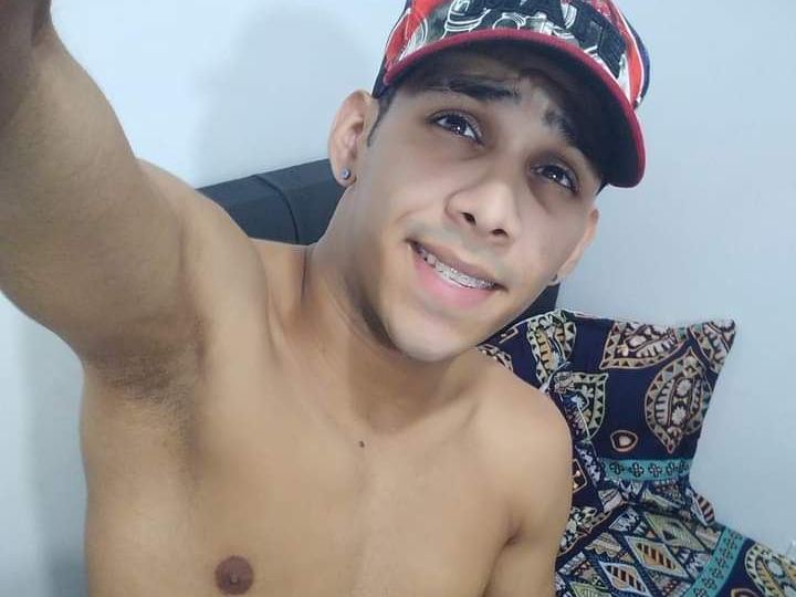black_latinhot Profilbild des Cam-Modells 