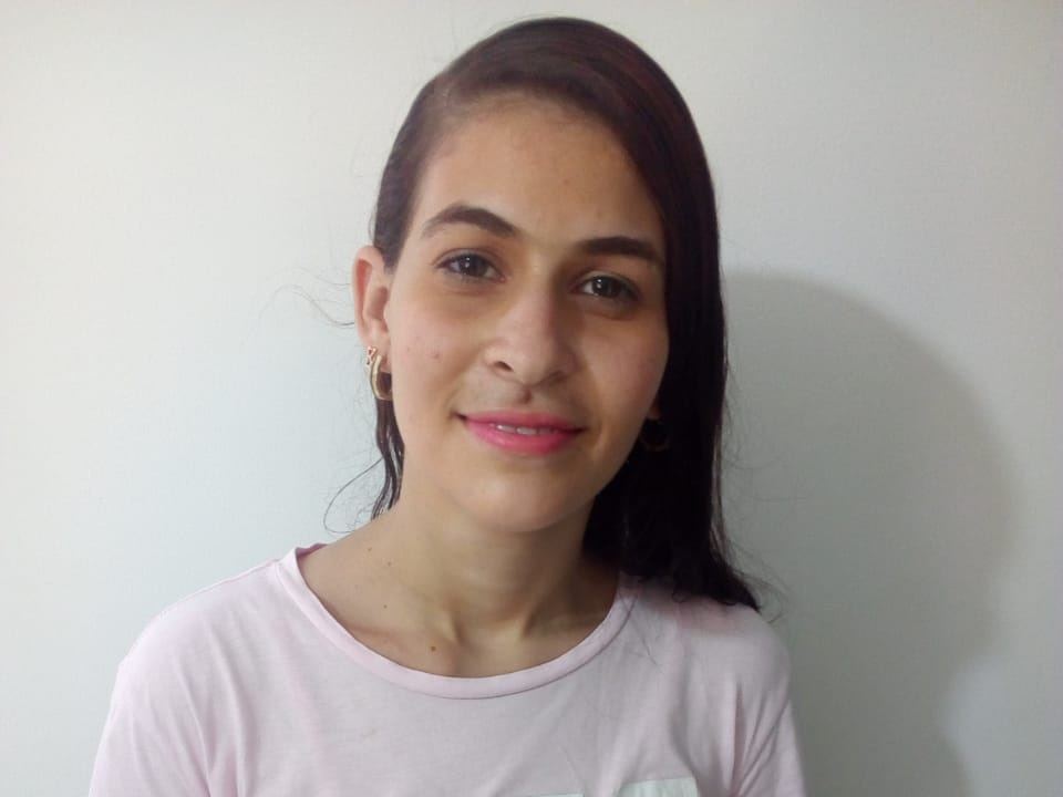 Image de profil du modèle de webcam violett_Brow