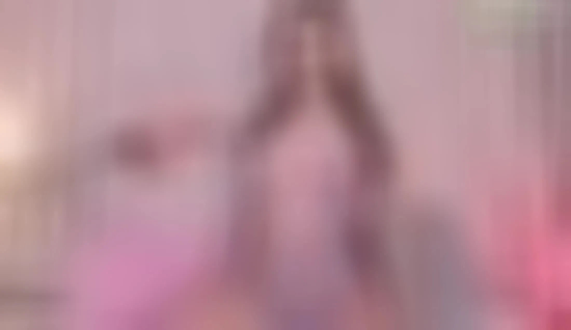 Performer Tara_Red Video 2