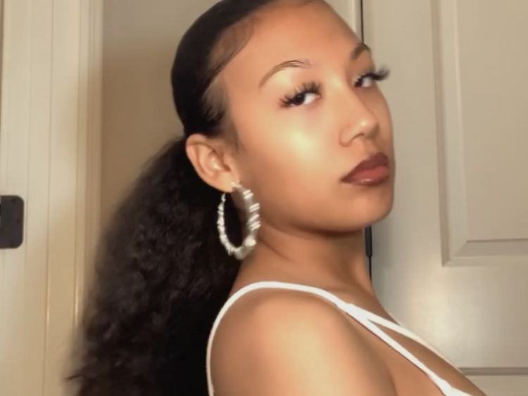 Image de profil du modèle de webcam babygirlthaj
