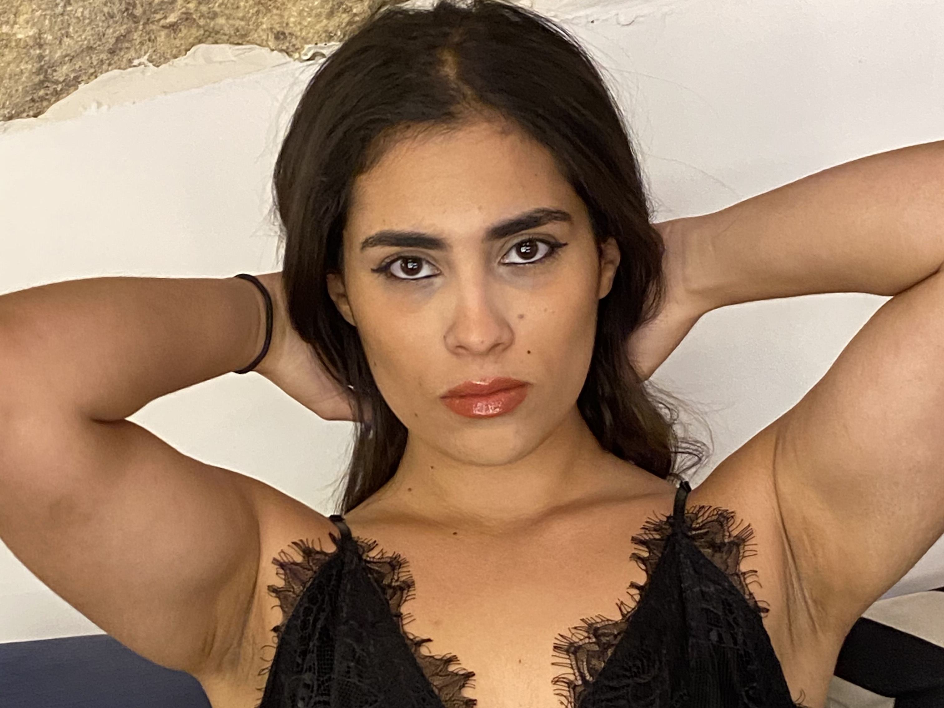 browniek cam model profile picture 