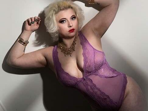 BrittaHollywood cam model profile picture 