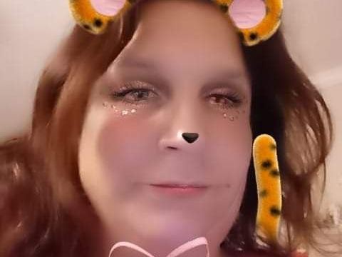 Image de profil du modèle de webcam Hottescgirl39