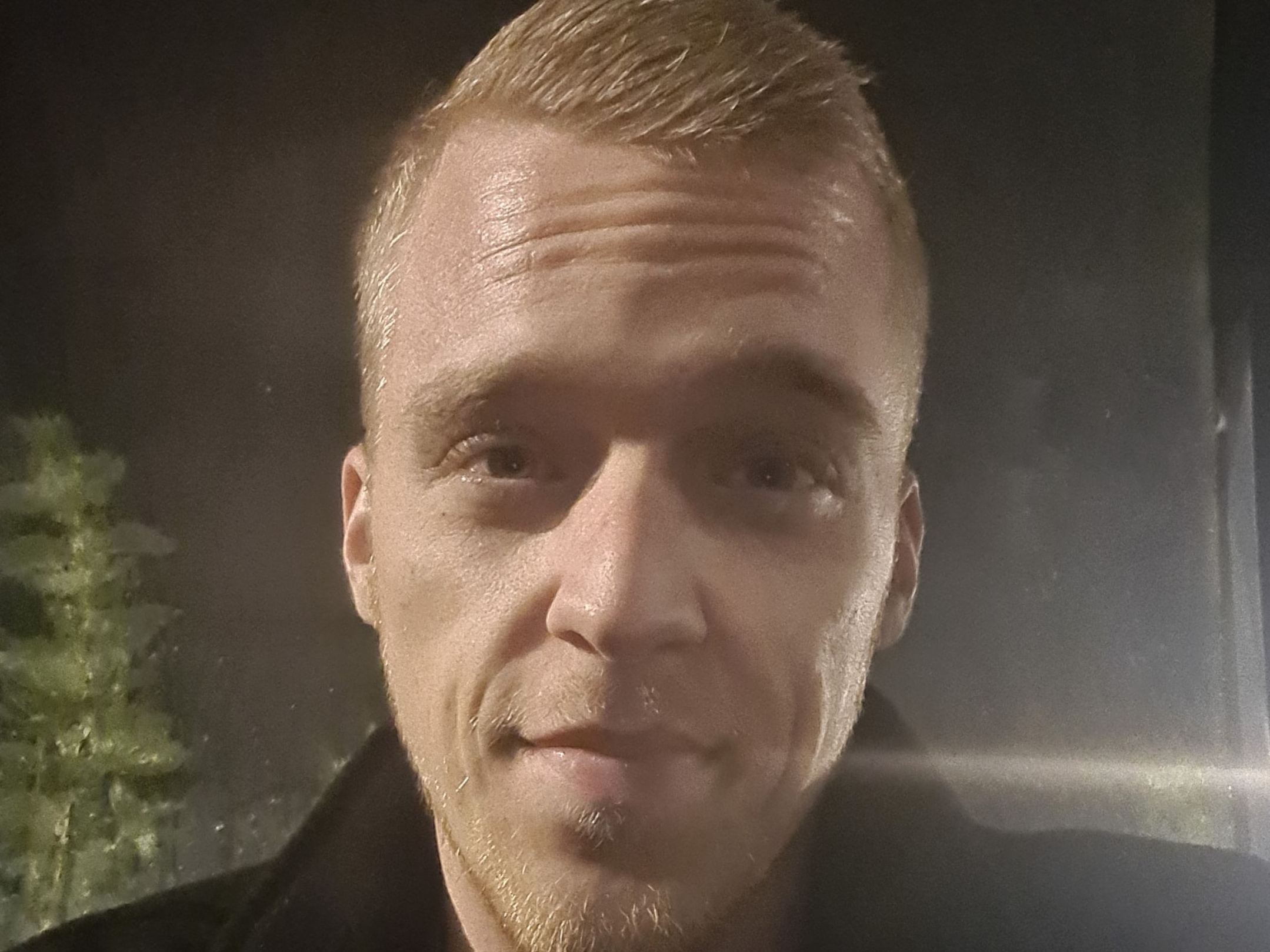 Image de profil du modèle de webcam OHMrJayR
