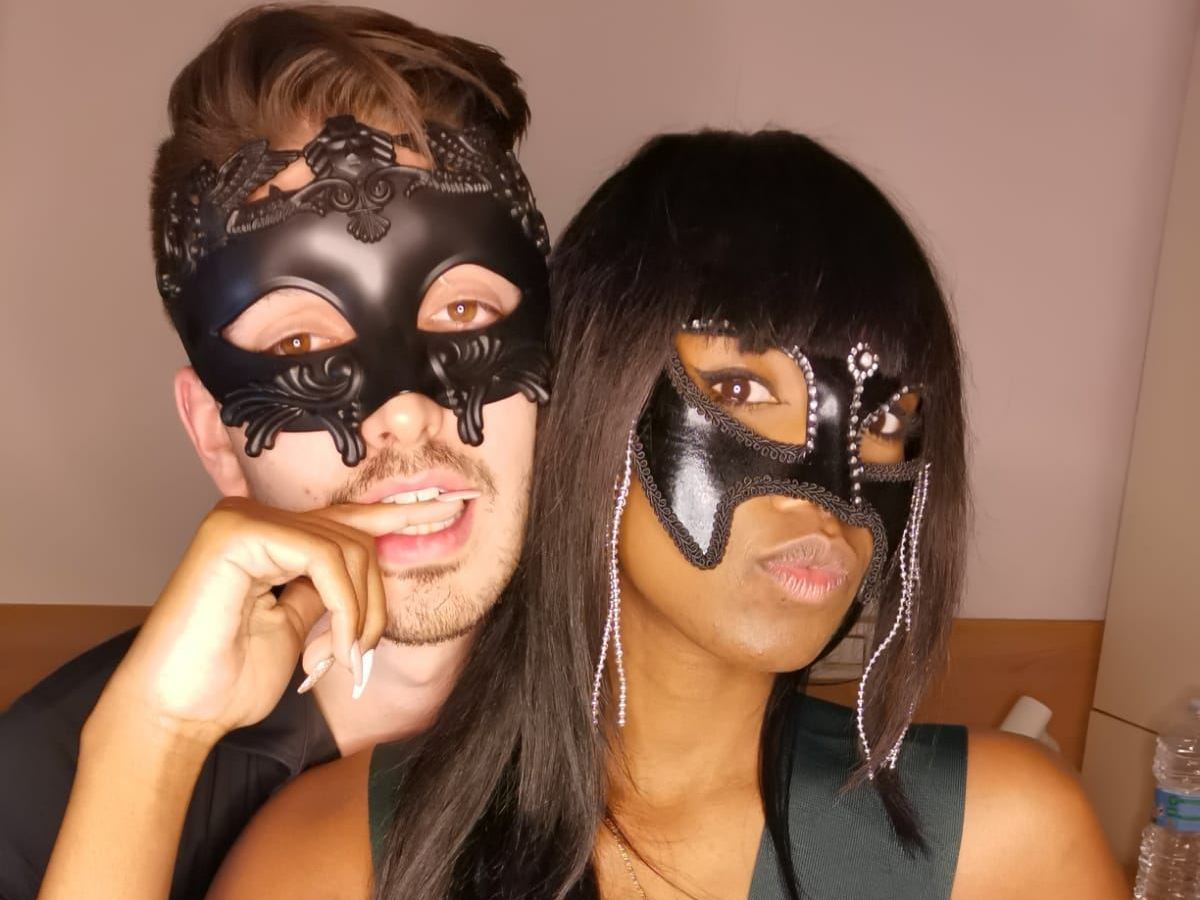 The_Royal_Couple cam model profile picture 