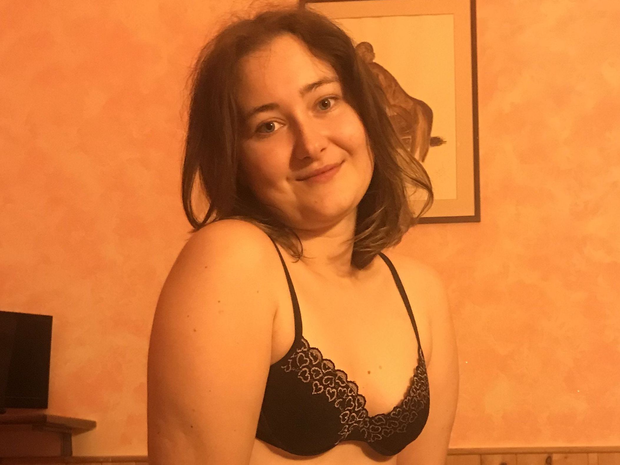 Lussy971 immagine del profilo del modello di cam