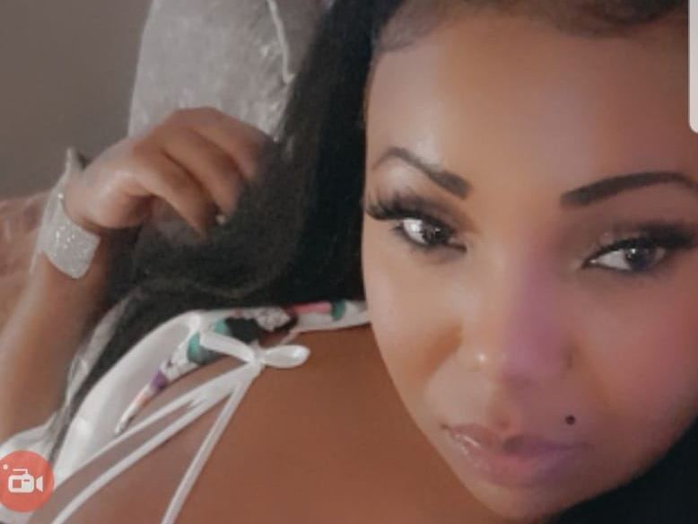 AlessiaMay immagine del profilo del modello di cam