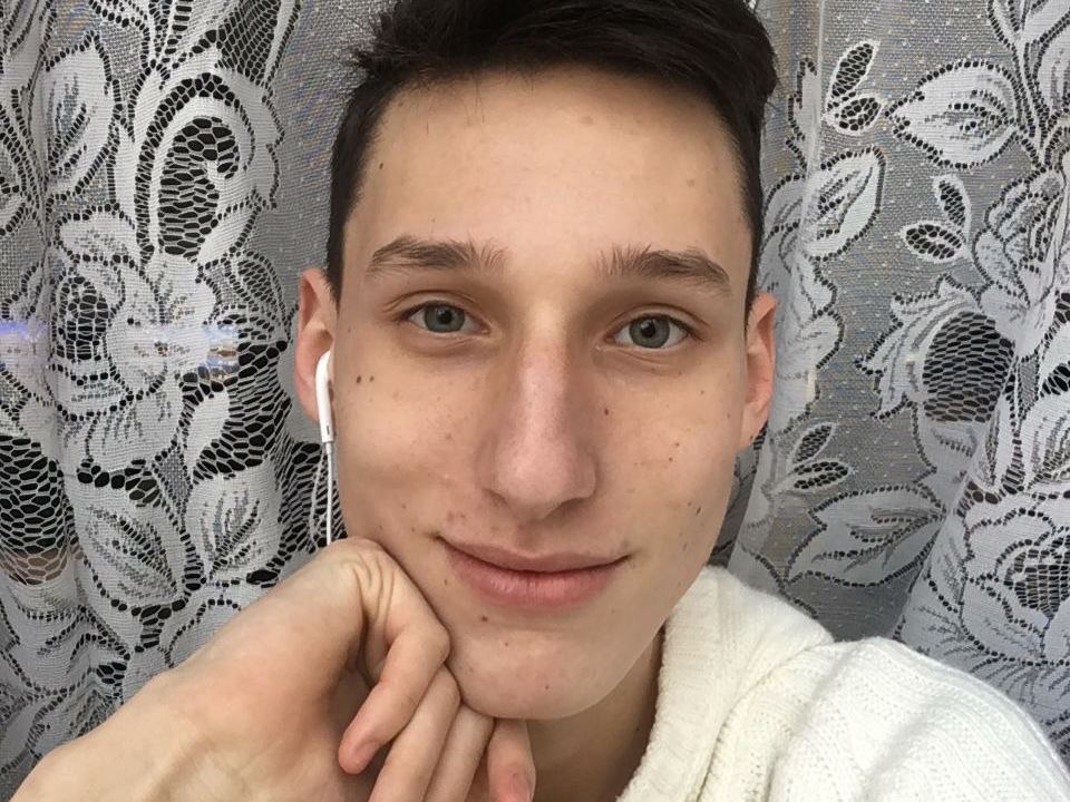 Daniel1631 profilbild på webbkameramodell 