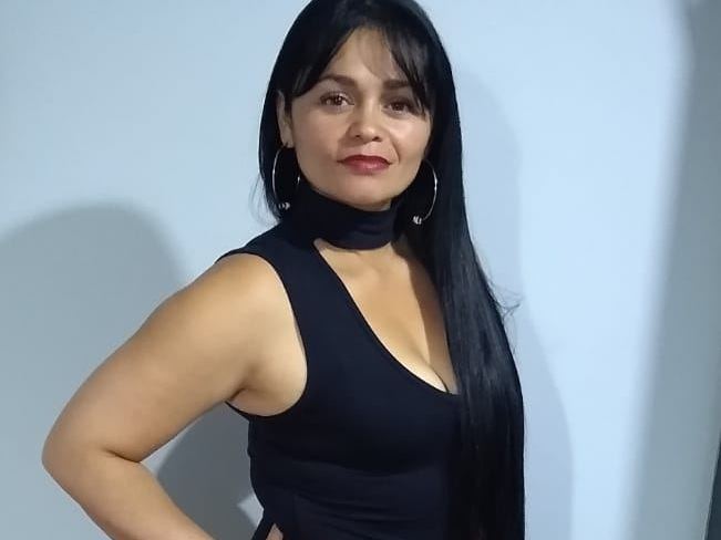 carolinevelz profielfoto van cam model 