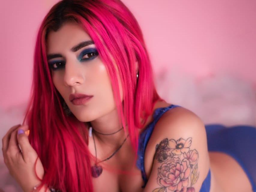 Ramxna immagine del profilo del modello di cam