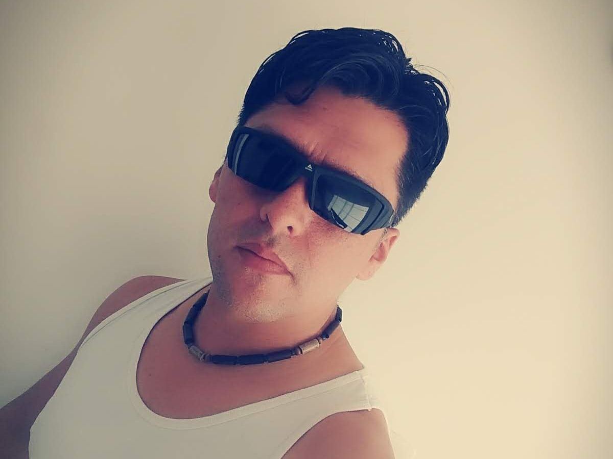 Image de profil du modèle de webcam offman1208