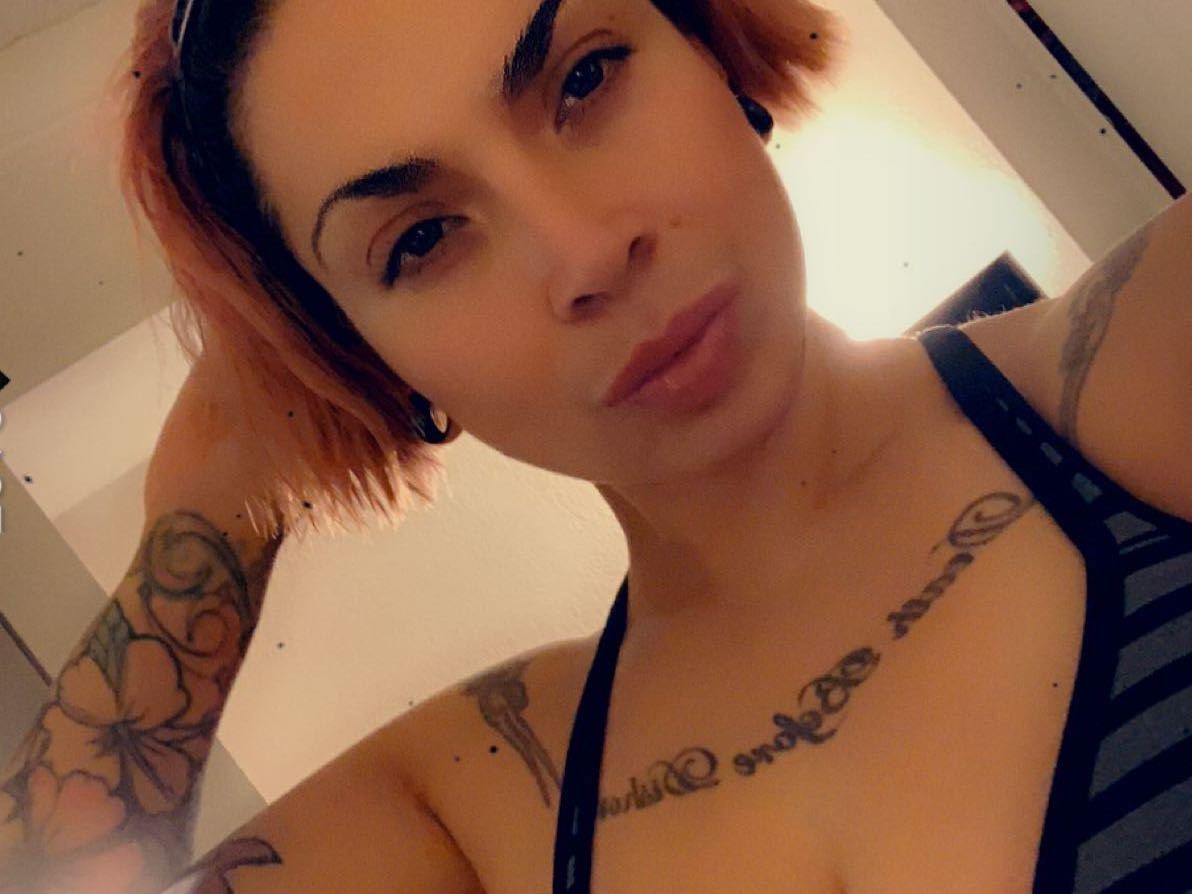 AbellaZee immagine del profilo del modello di cam