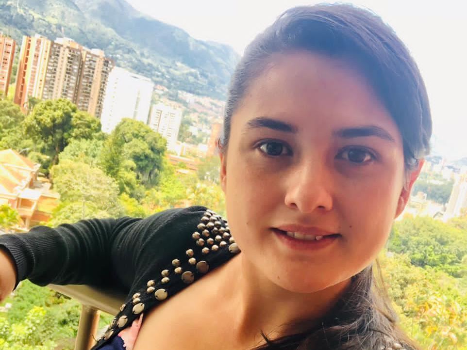 Foto de perfil de modelo de webcam de Rosaura_Love 