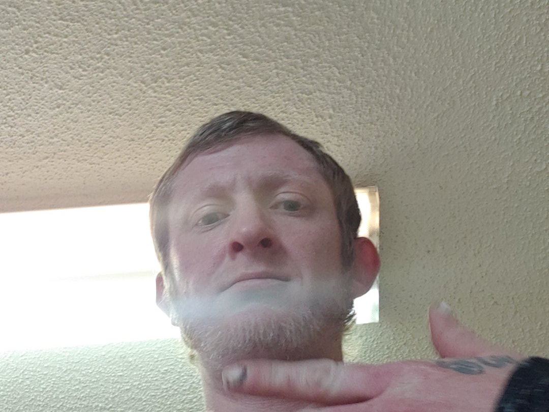 averagedickwanker immagine del profilo del modello di cam