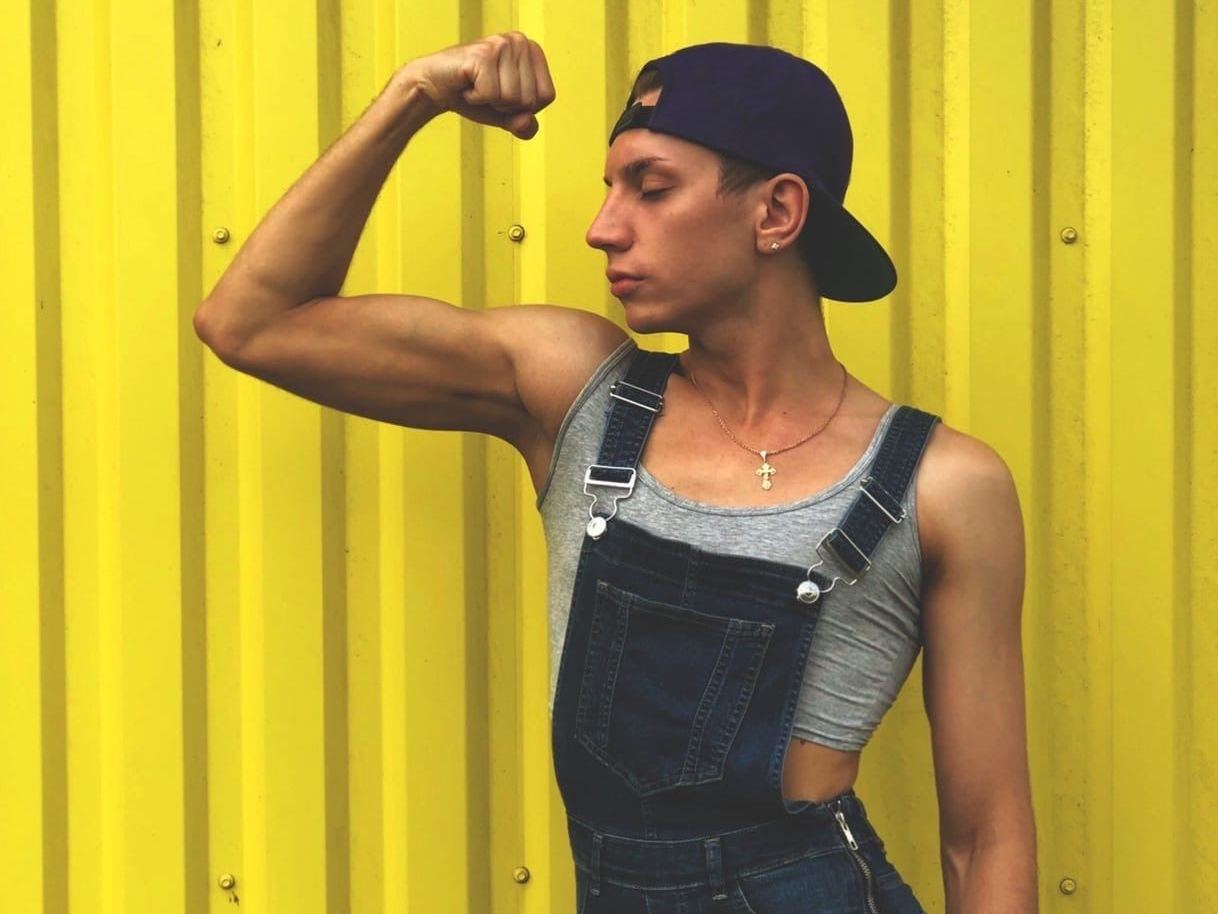 Ethan_Moore18 profilbild på webbkameramodell 