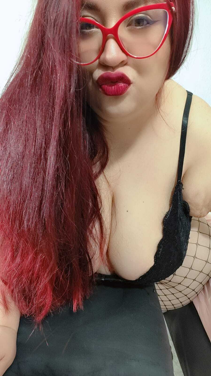 Performer anakeller Photo 1