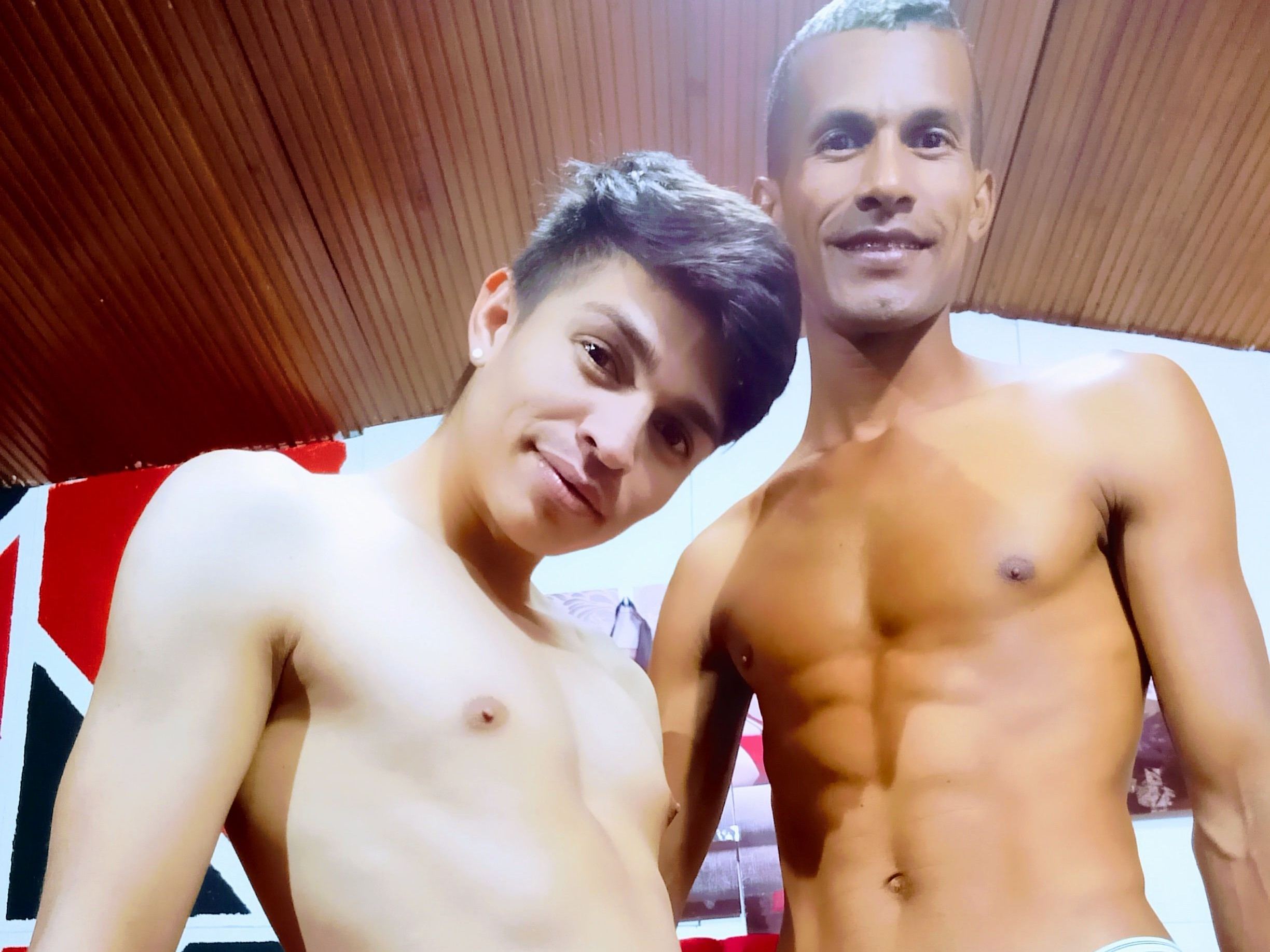 Ian_Peiton_And_Sam_Bennet profielfoto van cam model 