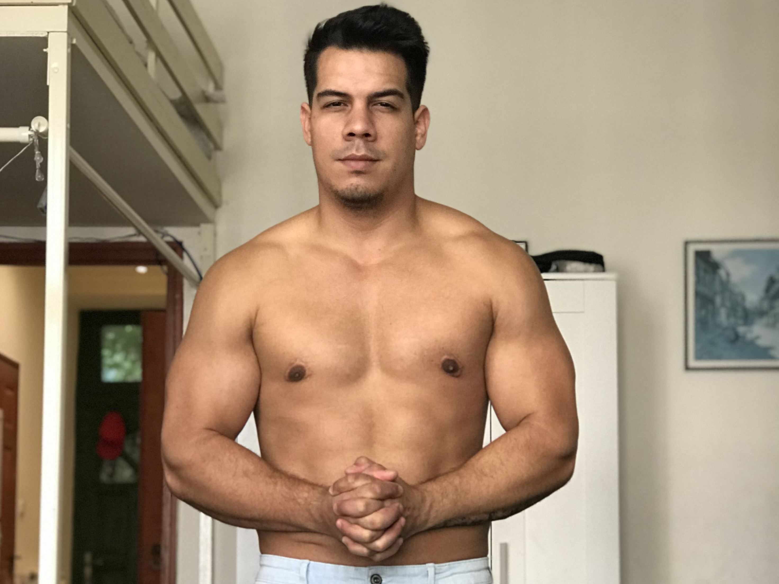 Hache_Latino immagine del profilo del modello di cam