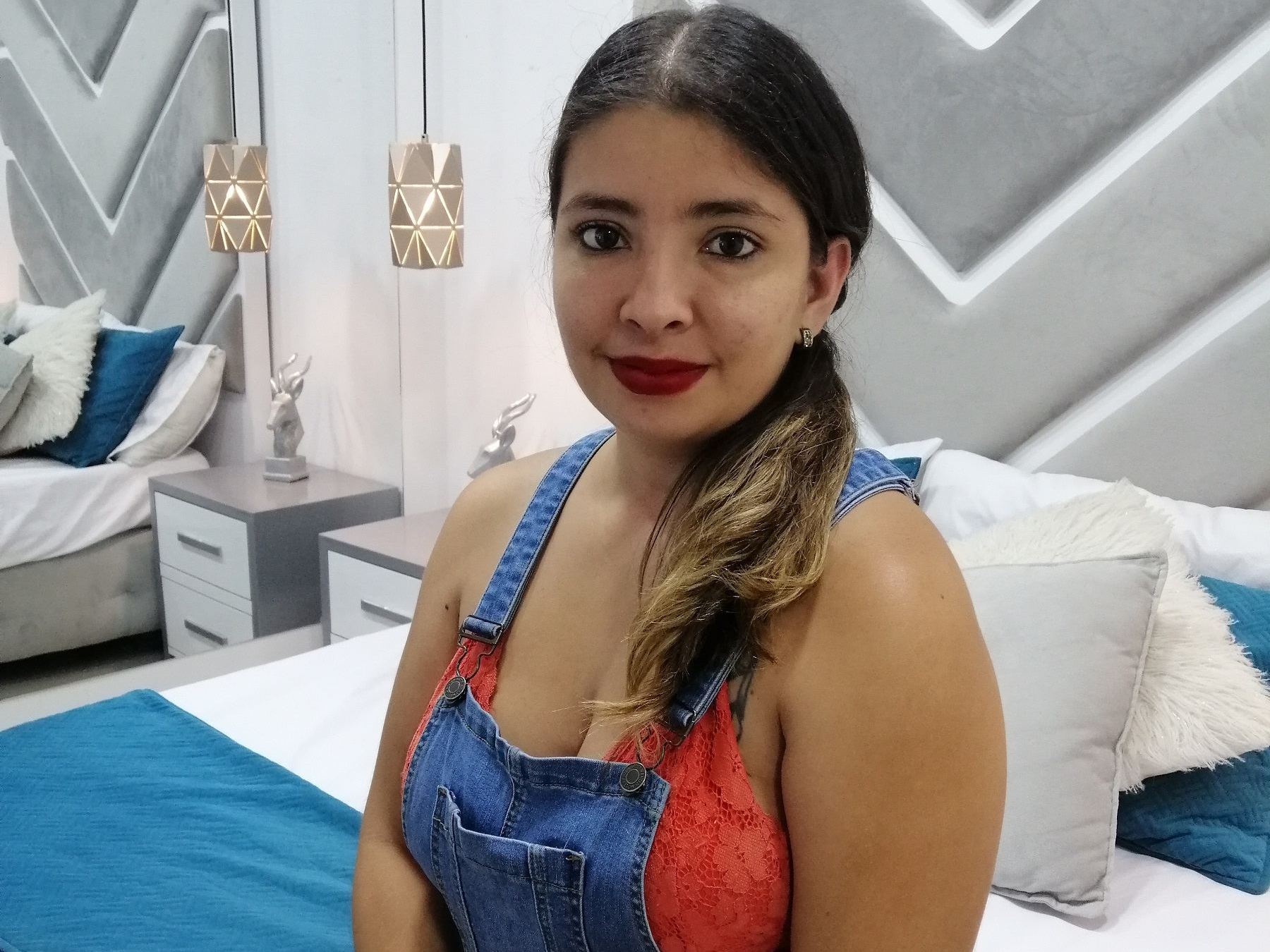 Image de profil du modèle de webcam SophyaDallas
