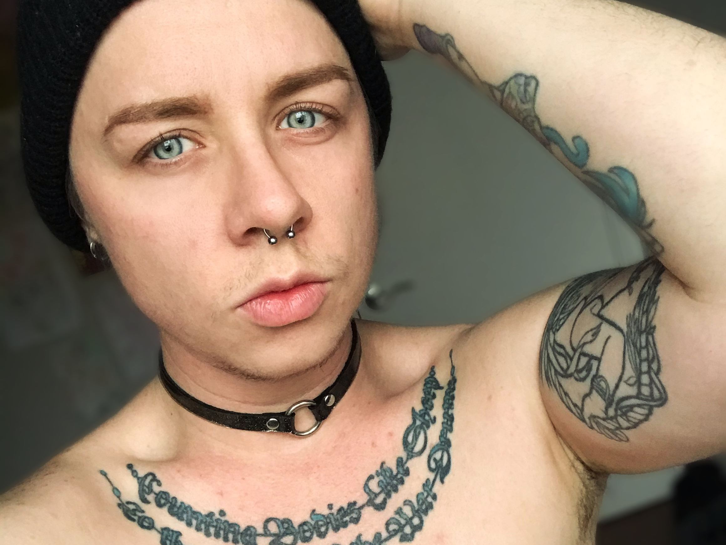 Image de profil du modèle de webcam stonerbussy