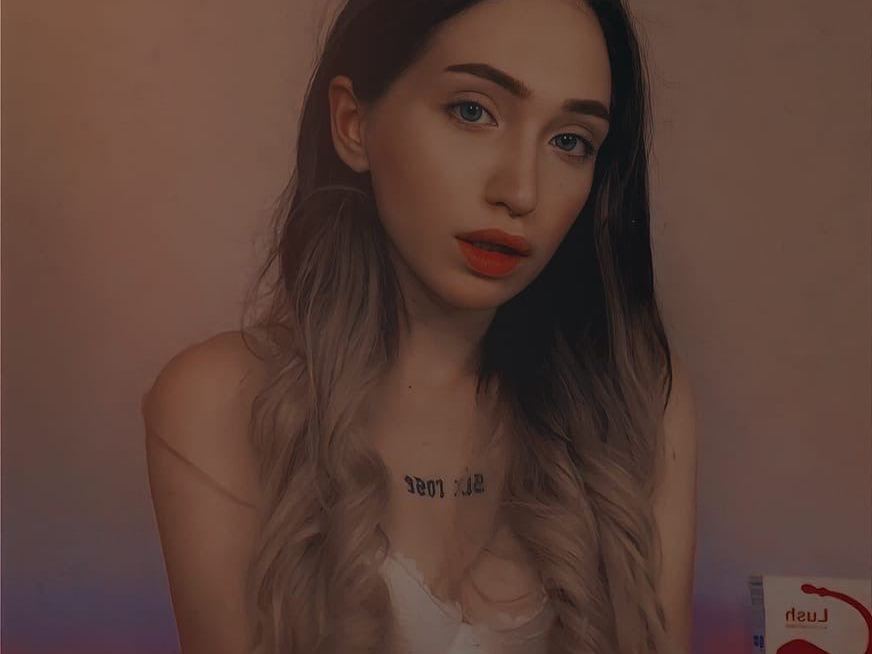 Image de profil du modèle de webcam Sunny_xoxo