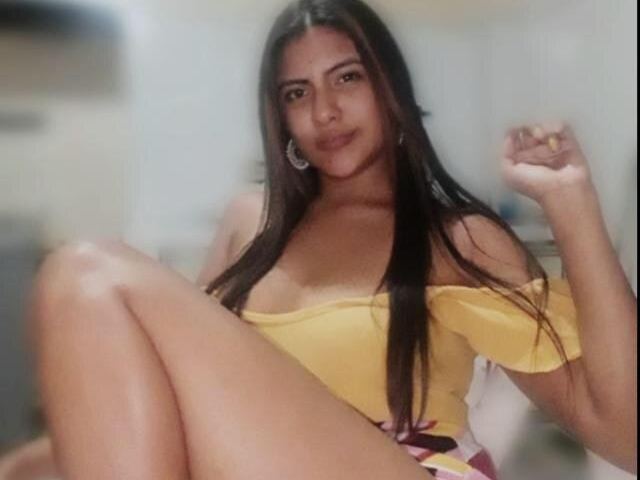 CanelaSins cam model profile picture 
